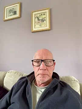 Snapshot of philefc chatting on February 2, 2:05 pm philefc online show from February 2, 2:05 pm