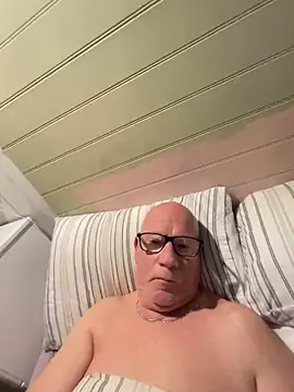 Snapshot of philefc chatting on February 19, 7:26 am philefc online show from February 19, 7:26 am