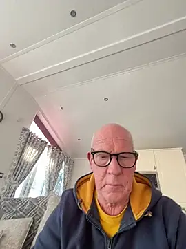 Snapshot of philefc chatting on February 24, 2:37 pm philefc online show from February 24, 2:37 pm