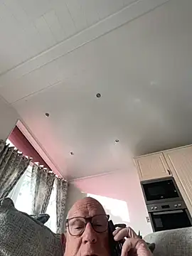 Snapshot of philefc chatting on February 25, 10:03 am philefc online show from February 25, 10:03 am