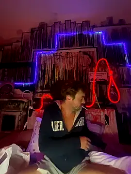 3615-ULLA online show from October 27, 5:55 am