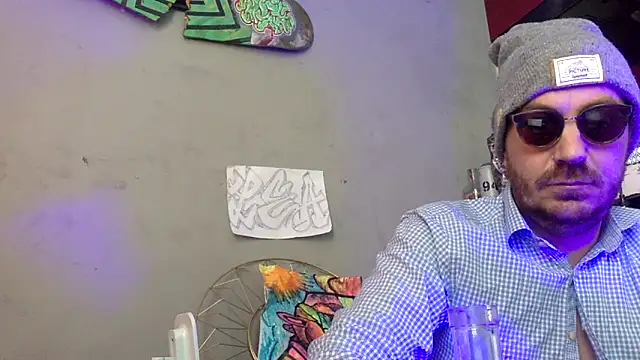 3615-ULLA online show from March 12, 7:36 am