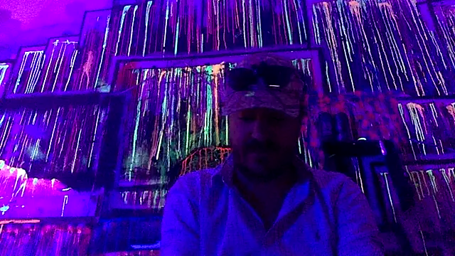 3615-ULLA online show from April 18, 3:38 pm