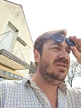 3615-ULLA online show from April 19, 1:10 pm