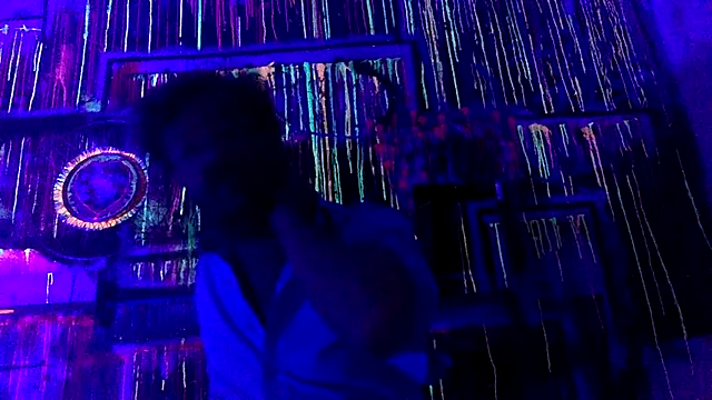 3615-ULLA online show from April 22, 5:58 pm