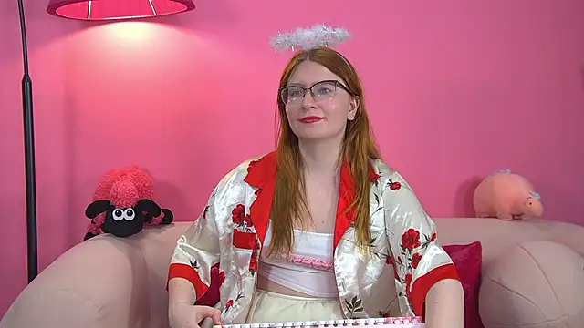 Snapshot of AliceAllisons chatting on September 13, 6:40 pm AliceAllisons online show from September 13, 6:40 pm