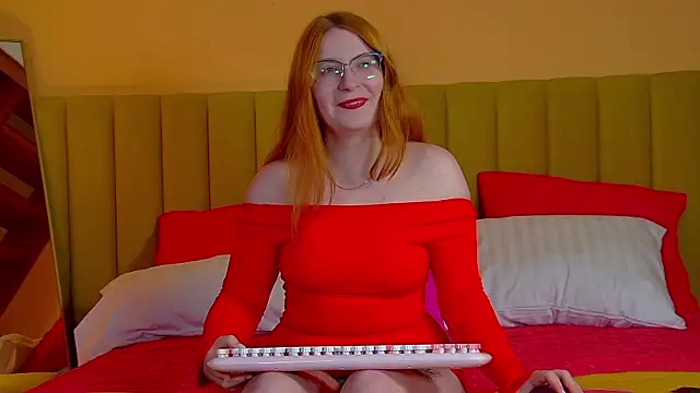 AliceAllisons online show from April 11, 6:23 pm