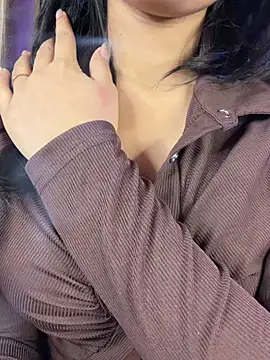 KARISHMA-STRIP online show from April 16, 4:41 pm