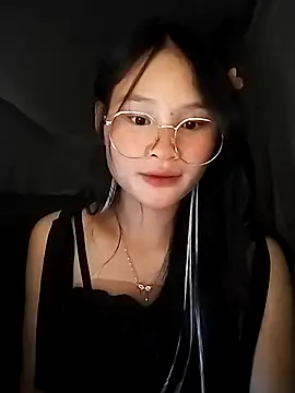 Snapshot of saronla_03 chatting on September 28, 3:17 pm saronla 03 online show from September 28, 3:17 pm