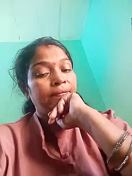 Snapshot of Chandrakanta-Devi chatting on October 14, 3:51 am Chandrakanta-Devi online show from October 14, 3:51 am