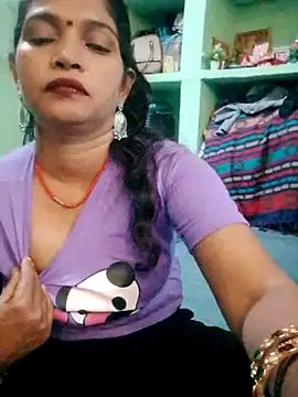 Snapshot of Chandrakanta-Devi chatting on October 19, 5:24 pm Chandrakanta-Devi online show from October 19, 5:24 pm