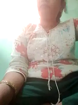 Snapshot of Chandrakanta-Devi chatting on November 9, 10:02 am Chandrakanta-Devi online show from November 9, 10:02 am