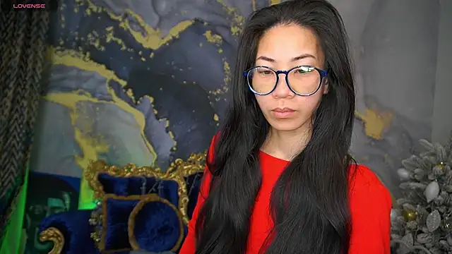 Snapshot of Yen_Star chatting on February 15, 2:30 am Yen Star online show from February 15, 2:30 am