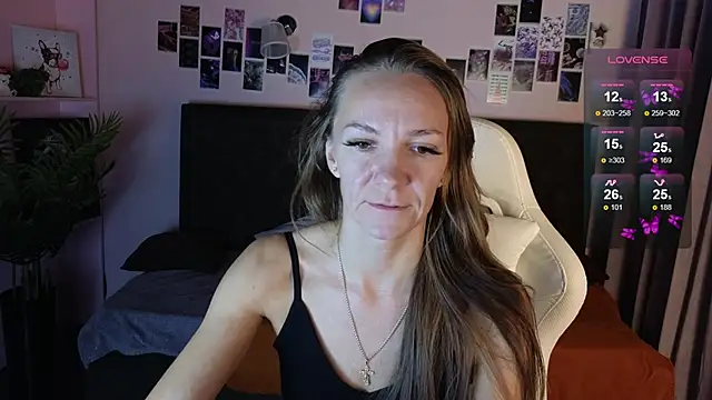 Jesica mooon online show from October 9, 1:25 am