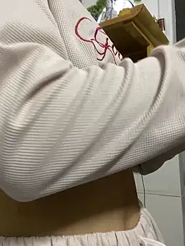   BabyShowPublic   online show from September 25, 1:15 pm