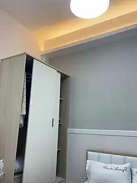   BabyShowPublic   online show from April 22, 4:41 pm