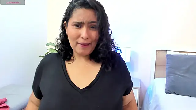 Snapshot of BellaNixs chatting on September 12, 2:55 am BellaNixs online show from September 12, 2:55 am