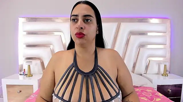 GeminisClark online show from March 28, 12:27 pm