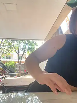 m0ranguinh0s2 online show from June 4, 4:46 pm