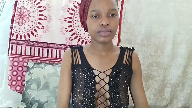 Snapshot of SexyBitchx01 chatting on September 14, 11:31 am SexyBitchx01 online show from September 14, 11:31 am