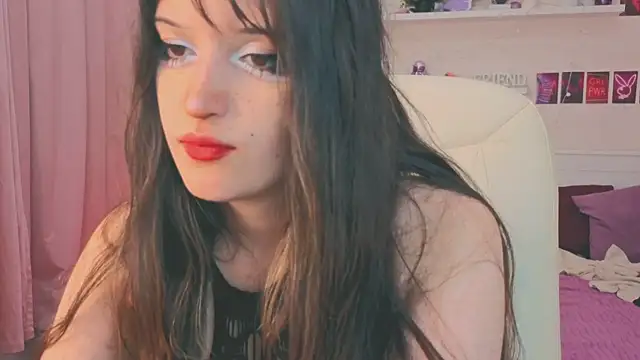 Snapshot of kamila_blush chatting on September 17, 9:49 pm kamila blush online show from September 17, 9:49 pm