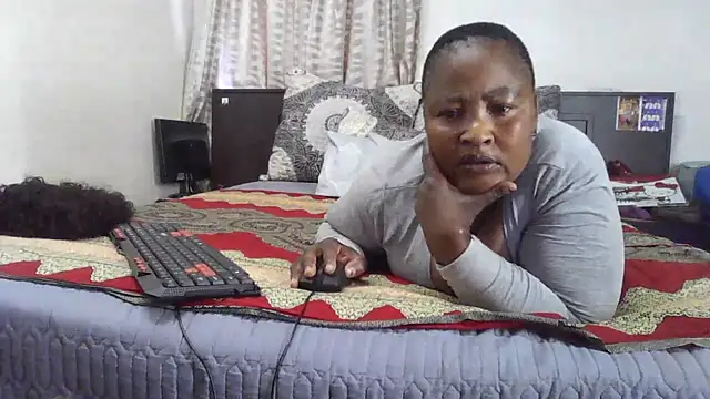 Snapshot of assyafrica chatting on September 18, 1:24 pm assyafrica online show from September 18, 1:24 pm