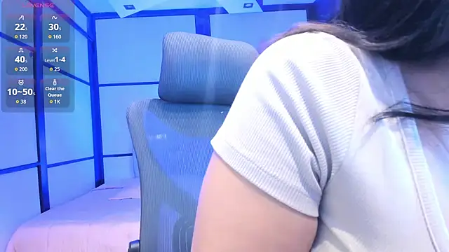 SamaraAnders  online show from April 12, 5:01 am