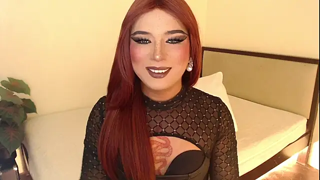 mslilly croft online show from December 4, 3:43 pm