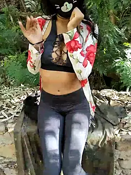 Snapshot of NaughtyMiuw chatting on September 15, 7:47 pm NaughtyMiuw online show from September 15, 7:47 pm