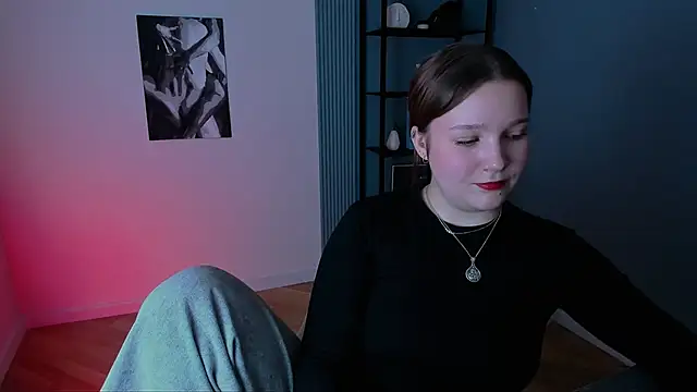 Snapshot of JaneByrd chatting on November 13, 3:33 pm JaneByrd online show from November 13, 3:33 pm