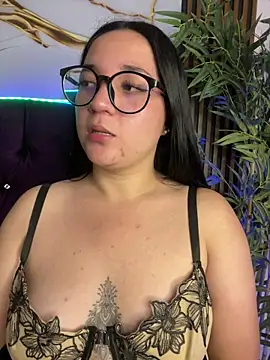 sara roy04  online show from October 7, 3:36 am