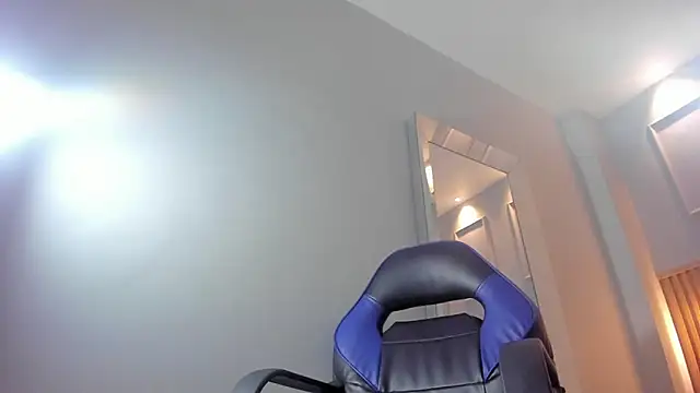 ALISSON BARKER online show from November 24, 12:16 pm