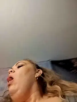 Snapshot of NastyNicole247 chatting on November 9, 6:23 am NastyNicole247 online show from November 9, 6:23 am