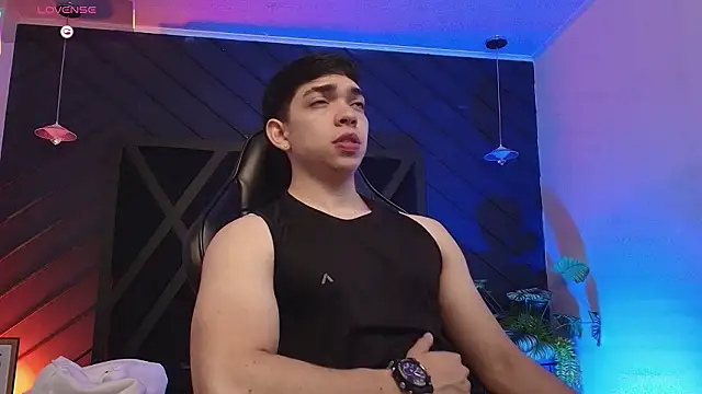 Eryonbradley online show from March 21, 11:26 am