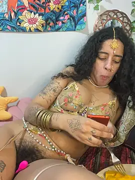 Snapshot of bibihourani chatting on July 17, 8:54 am bibihourani online show from July 17, 8:54 am