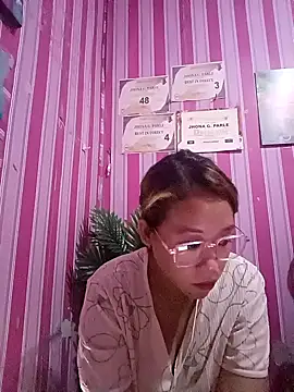 Alluring sassy4u online show from September 13, 3:23 pm