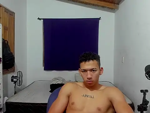 JuanchiT66 online show from October 26, 5:35 am