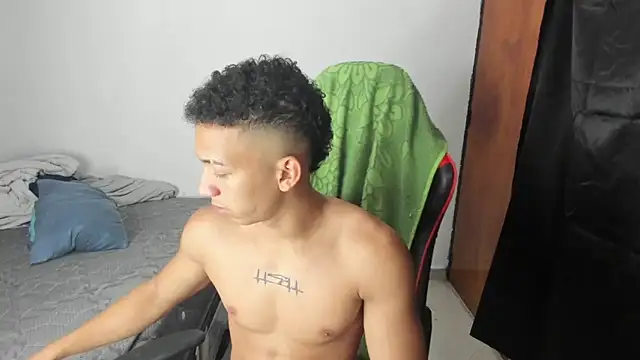 JuanchiT66 online show from March 5, 3:46 am