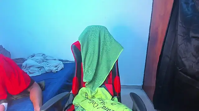 JuanchiT66 online show from March 27, 1:44 am