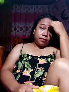 pinaychubbygirl online show from July 17, 1:51 pm
