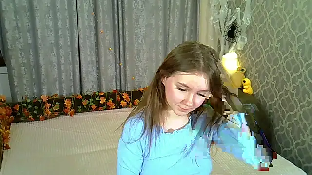 Snapshot of Little_L1ss chatting on November 4, 6:29 pm Little L1ss online show from November 4, 6:29 pm