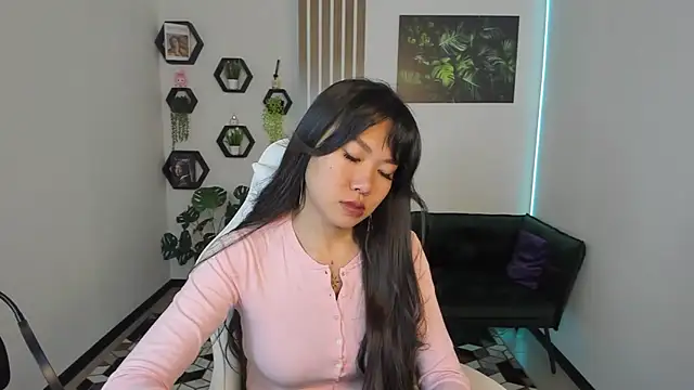 LunaPurrr online show from October 5, 11:13 pm