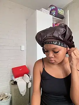 BaddestAss22 online show from November 16, 10:43 am