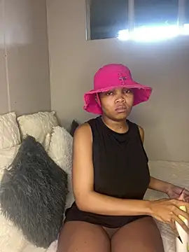 Snapshot of BaddestAss22 chatting on August 2, 5:44 pm BaddestAss22 online show from August 2, 5:44 pm