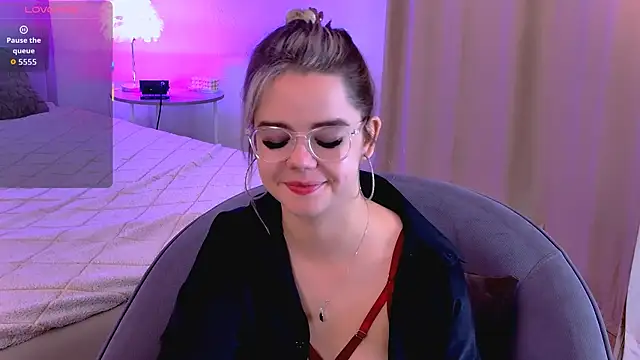 PrincessSlay online show from October 1, 5:35 am