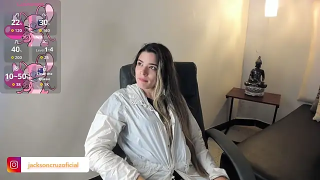 Snapshot of MiaVillalobos chatting on October 7, 12:02 pm MiaVillalobos online show from October 7, 12:02 pm