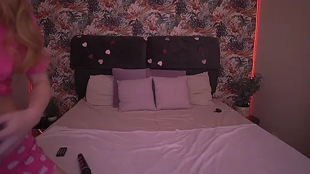 GabriellaJass online show from February 16, 9:11 pm