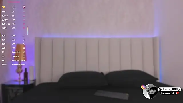 Snapshot of Mia-Medina chatting on September 17, 11:34 am Mia-Medina online show from September 17, 11:34 am