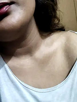 Cute pinkii online show from October 31, 8:10 pm