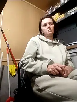 KimmyAghora online show from September 19, 11:55 am